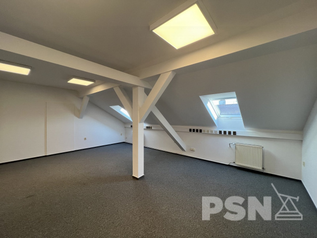 Office for rent, 36,5m2, Praha 2 - 4/5